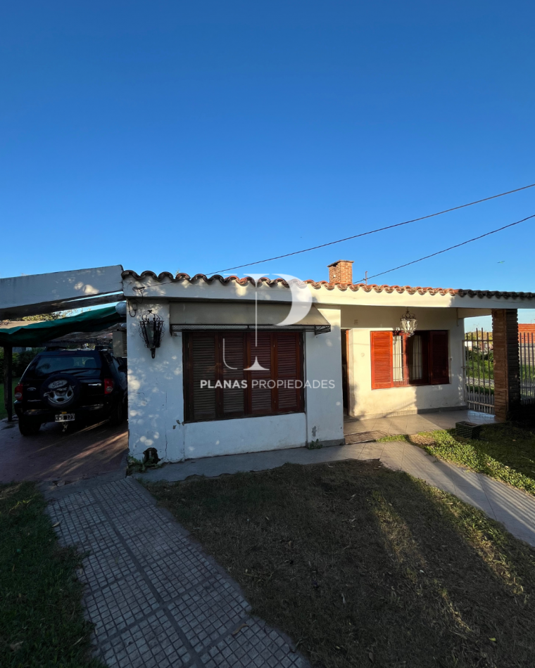 EN VENTA CASA 3 DORMITORIOS JORGE NEWBERY