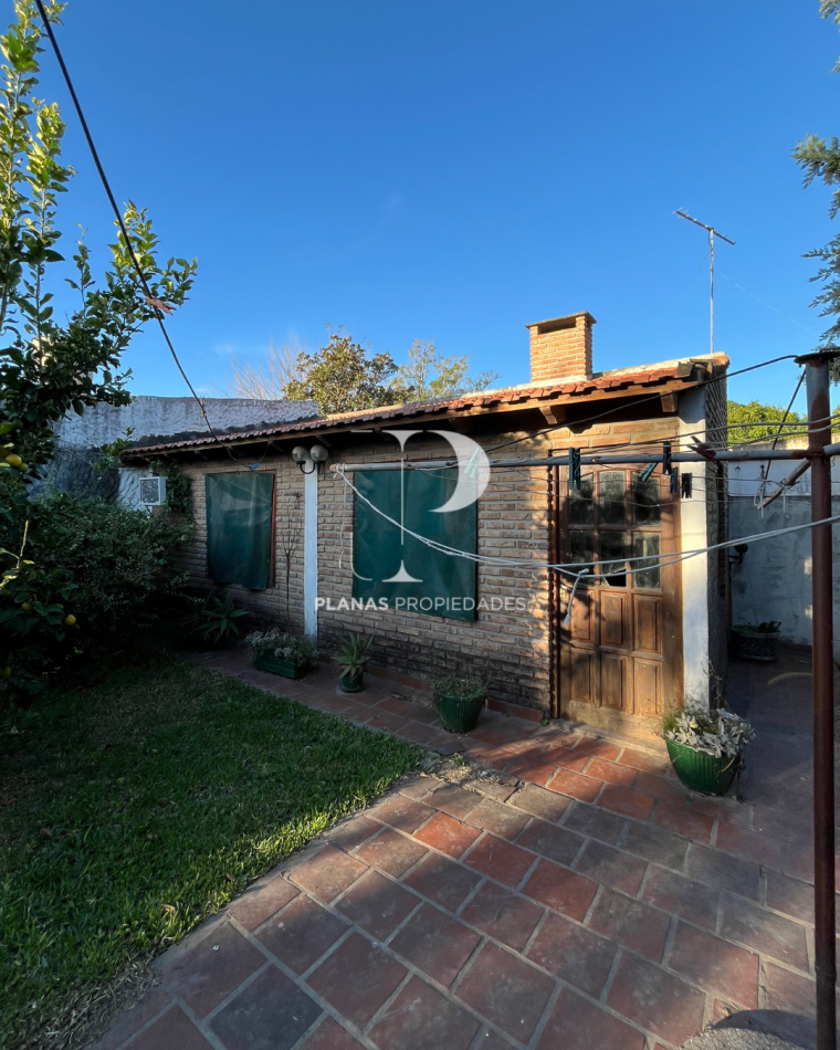 EN VENTA CASA 3 DORMITORIOS JORGE NEWBERY