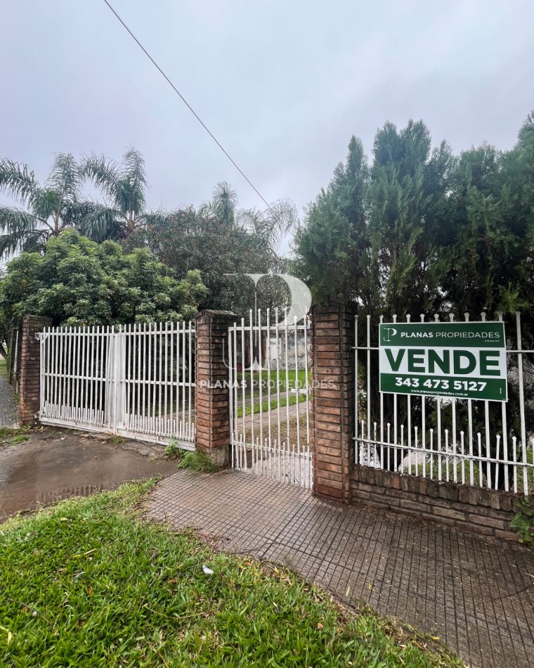 EN VENTA CASA 3 DORMITORIOS JORGE NEWBERY