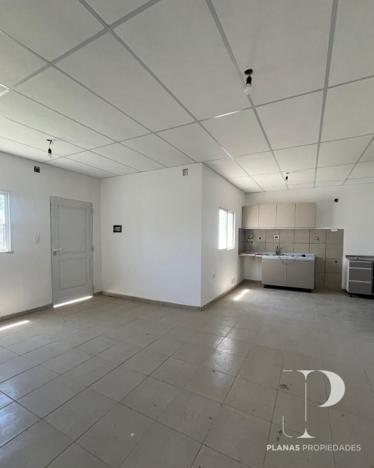 ALQUIER CASA 3 DORMITORIOS ZONA LA TOMA 3 DORMITORIOS