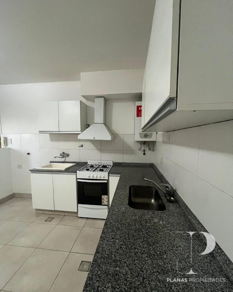 SE ALQUILA DEPARTAMENTO 1 DORMITORIO ZONA LAURENCENA 1ER PISO POR ESCALERA