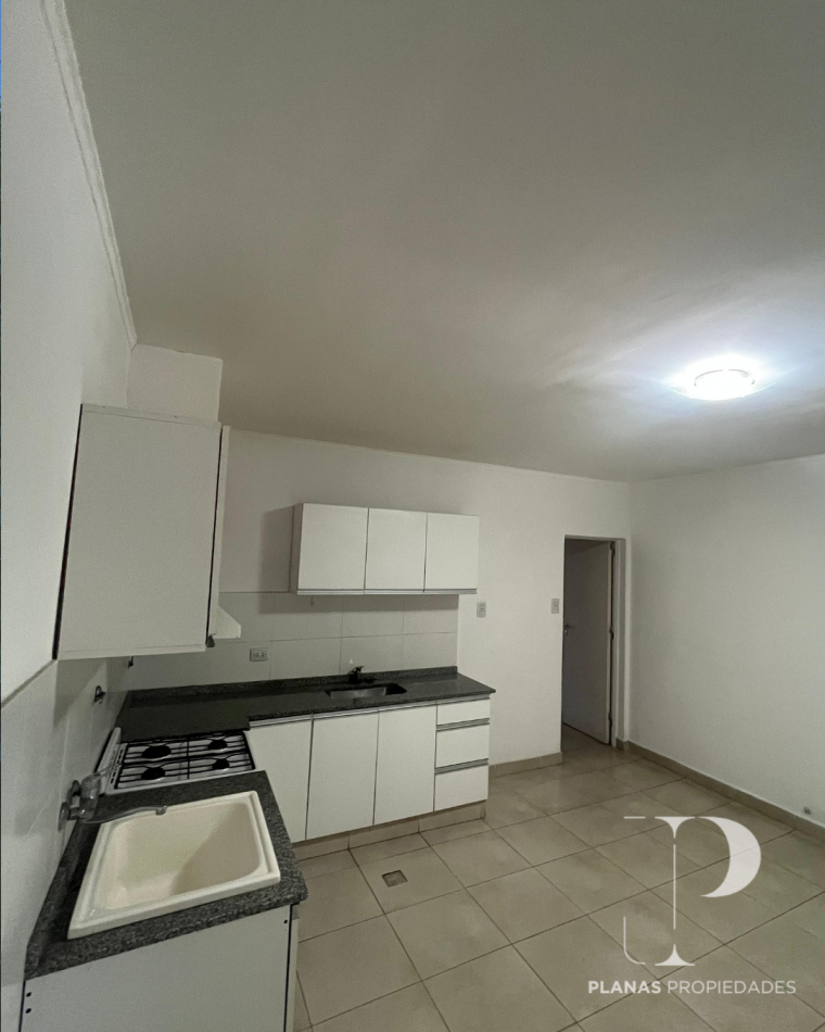 SE ALQUILA DEPARTAMENTO 1 DORMITORIO ZONA LAURENCENA 1ER PISO POR ESCALERA