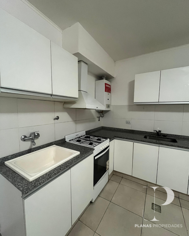 SE ALQUILA DEPARTAMENTO 1 DORMITORIO ZONA LAURENCENA 1ER PISO POR ESCALERA