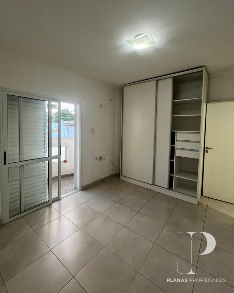 SE ALQUILA DEPARTAMENTO 1 DORMITORIO ZONA LAURENCENA 1ER PISO POR ESCALERA