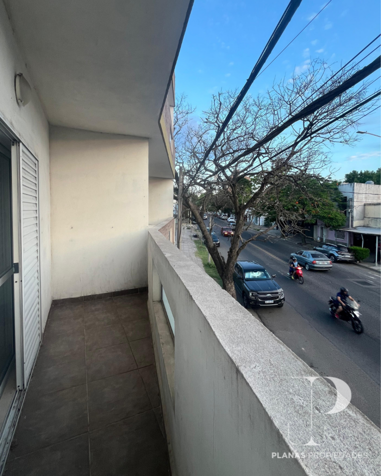 SE ALQUILA DEPARTAMENTO 1 DORMITORIO ZONA LAURENCENA 1ER PISO POR ESCALERA