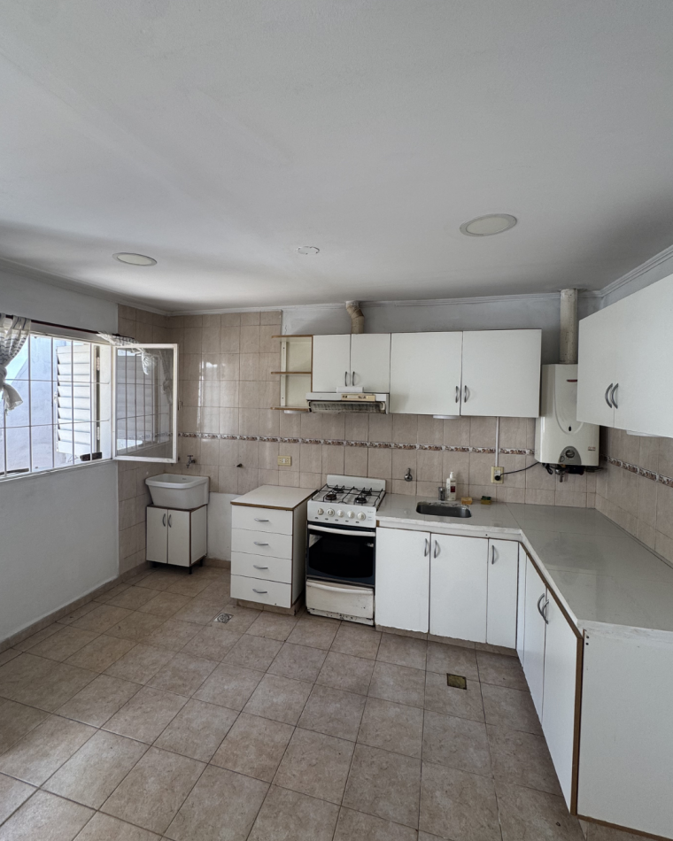 SE VENDEN  2 DEPARTAMENTOS 2 DORMITORIOS