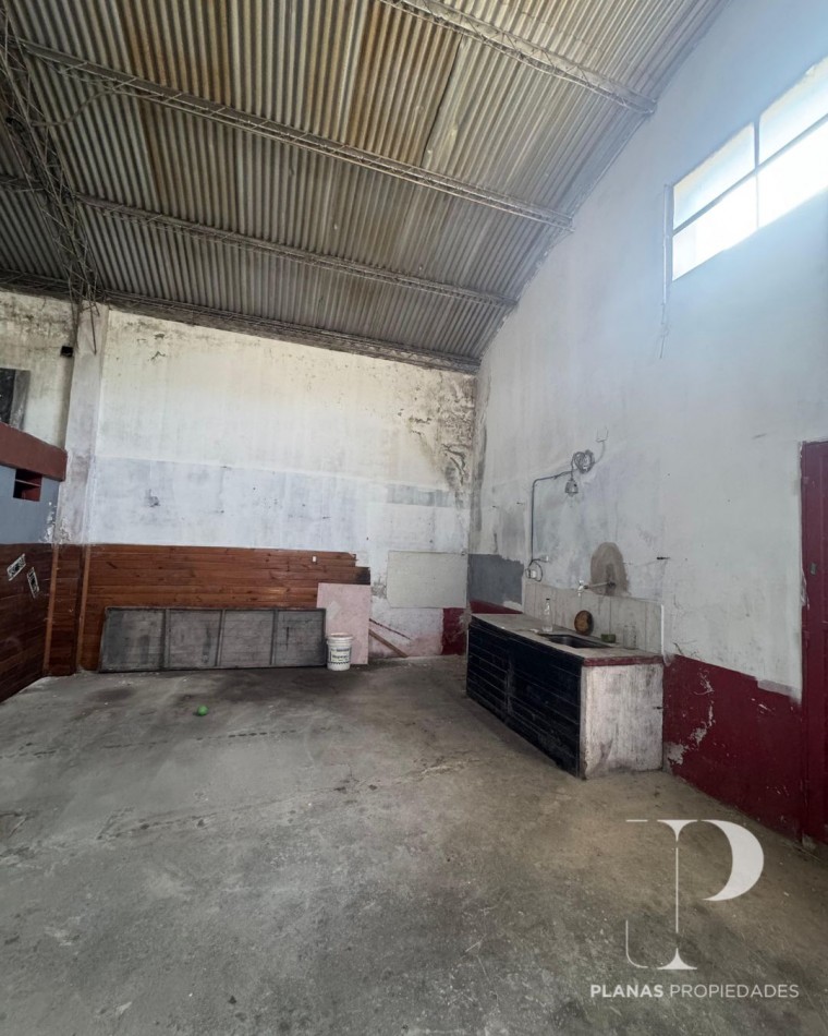 GALPON EN VENTA | ZONA AV. RAMIREZ