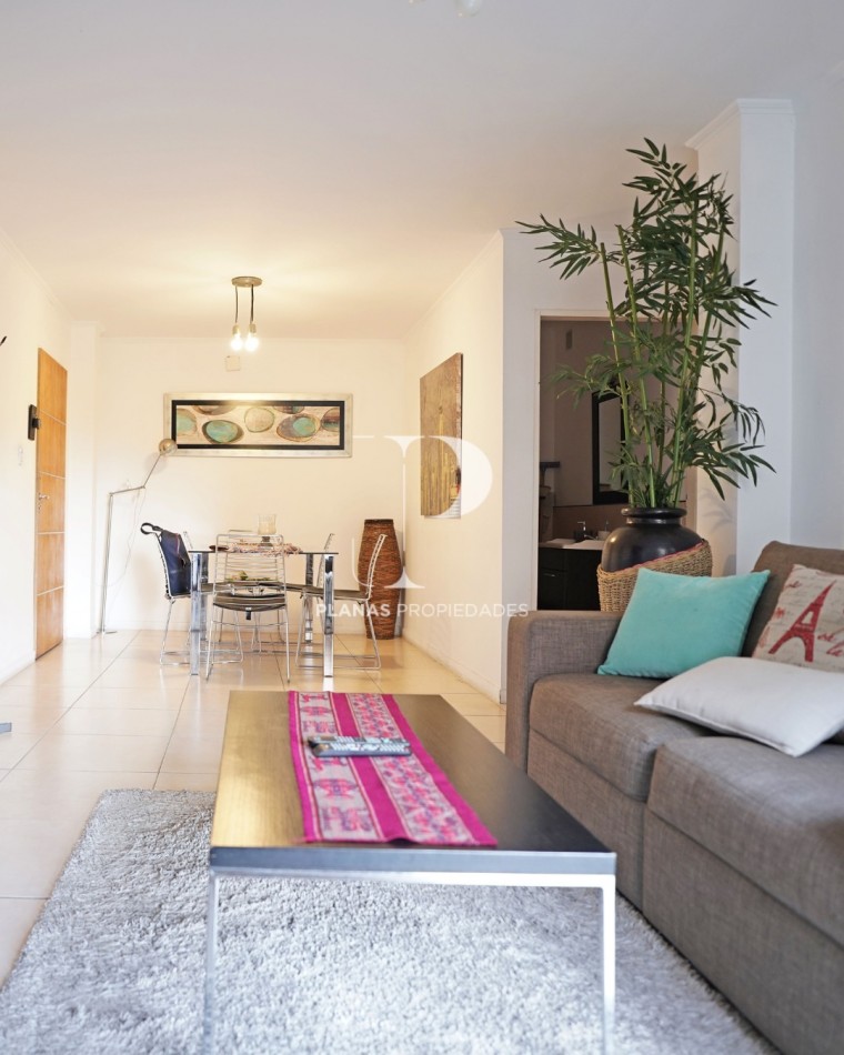 EN VENTA HERMOSO DEPARTAMENTO ZONA CENTRO