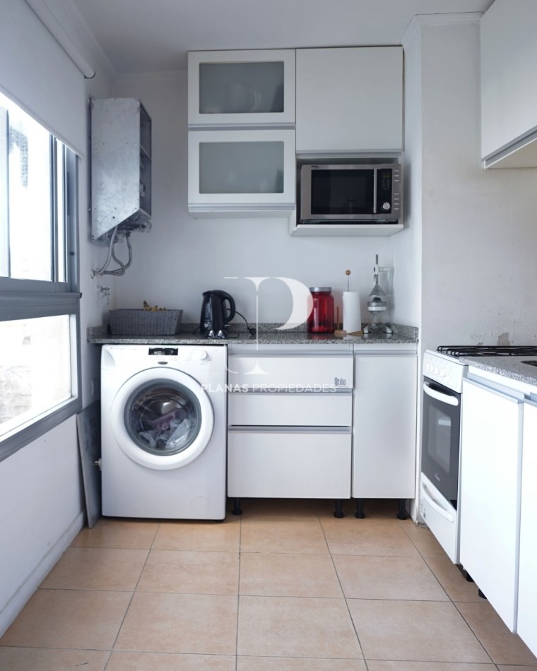 EN VENTA HERMOSO DEPARTAMENTO ZONA CENTRO