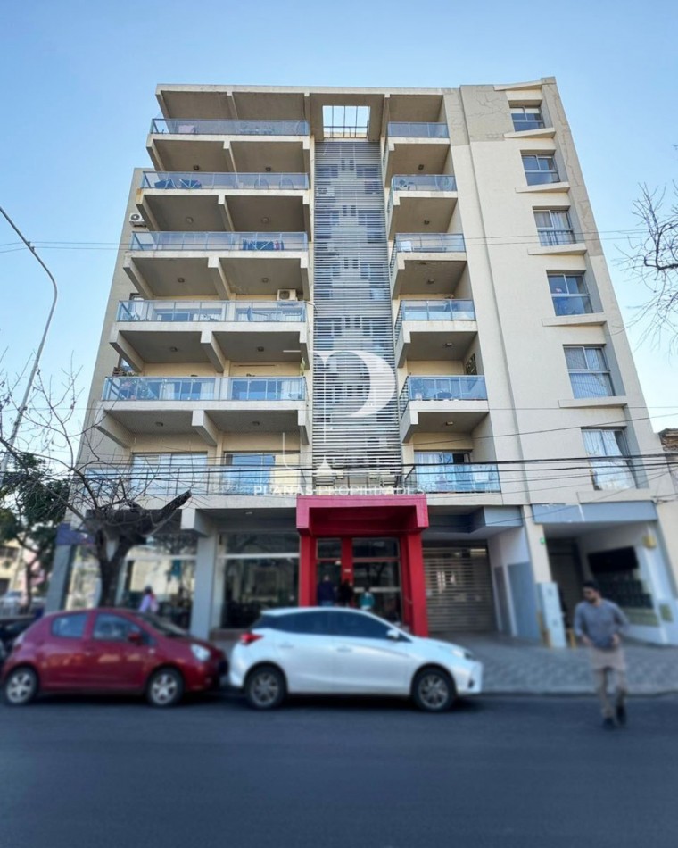 EN VENTA HERMOSO DEPARTAMENTO ZONA CENTRO